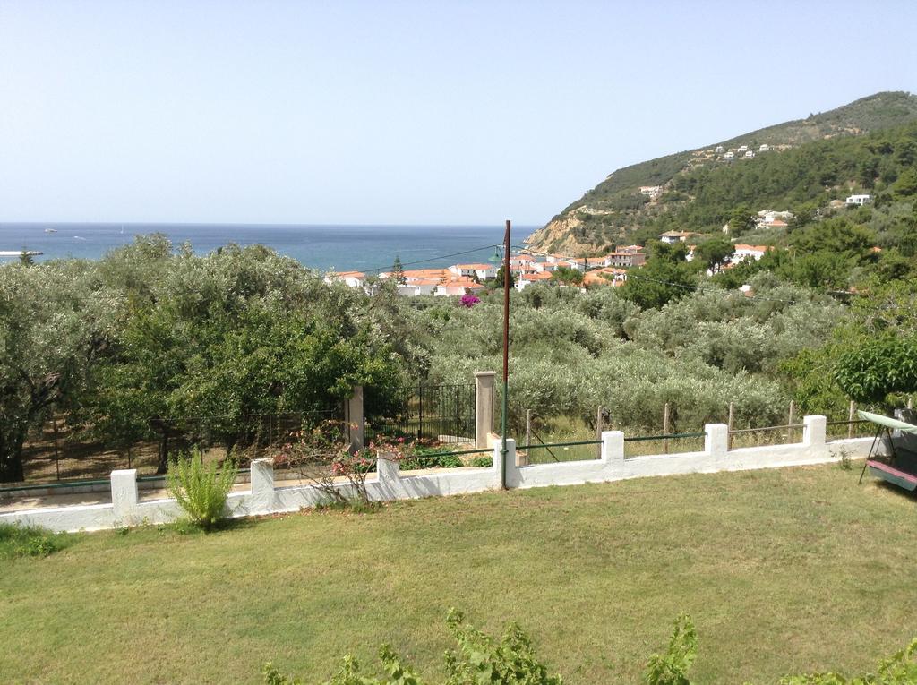 Filoxenia Apartment Skopelos Town Exterior photo