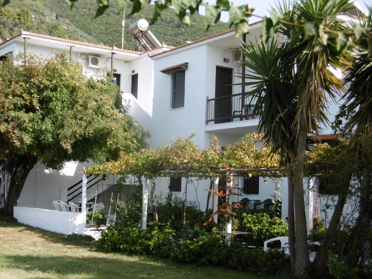 Filoxenia Apartment Skopelos Town Exterior photo