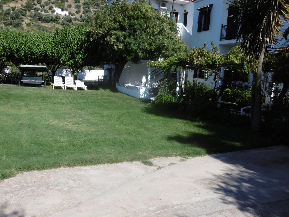 Filoxenia Apartment Skopelos Town Exterior photo